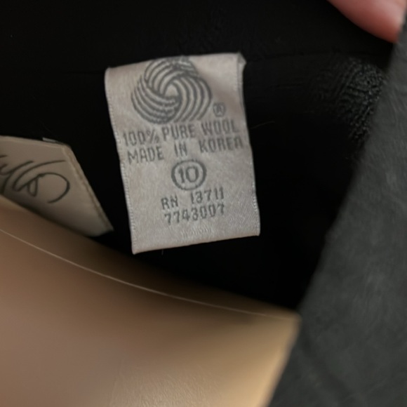 Lord and Taylor Vintage Military Style Women’s Jacket, 100% Wool - Picture 7 of 8